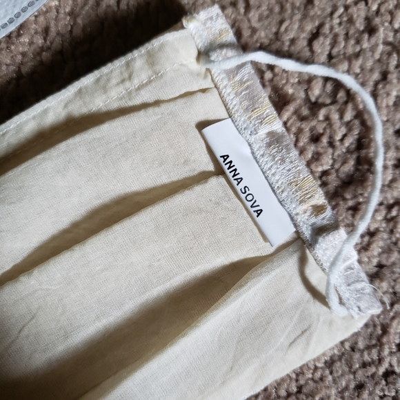 Anna Sova Organic Cotton Face Mask with Filter - Picture 4 of 6